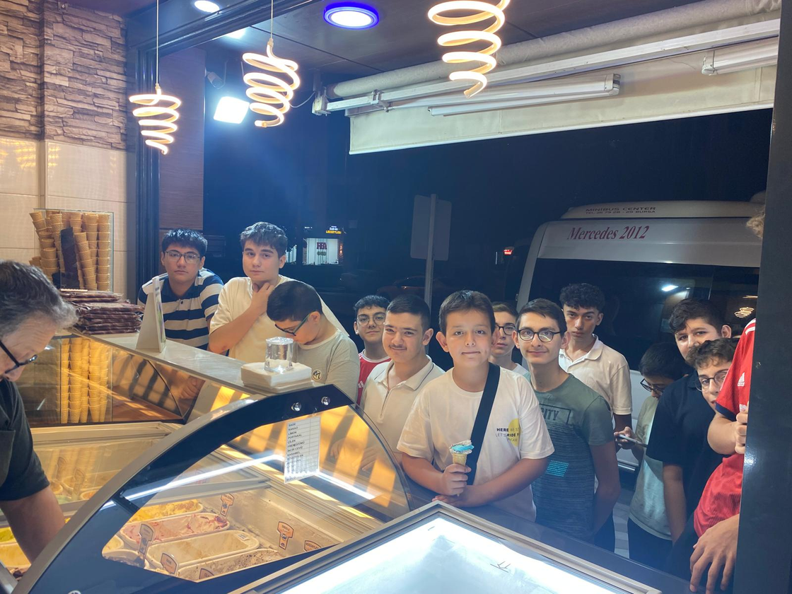 Hanedan Dondurma İkramı 20.08.2025 foto?raf? 1