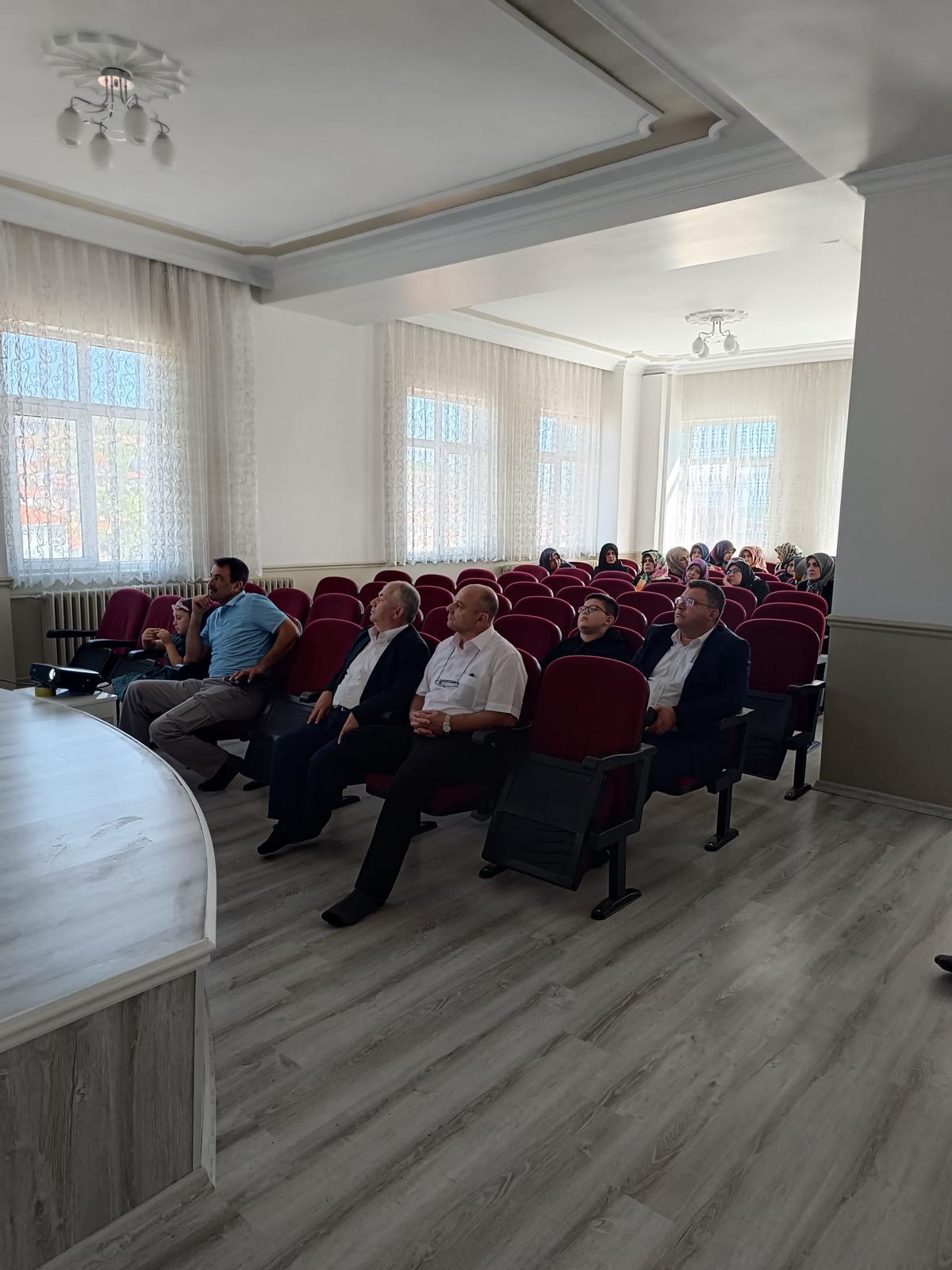 21.09.2024 Veli toplantısı fotoğrafı 14