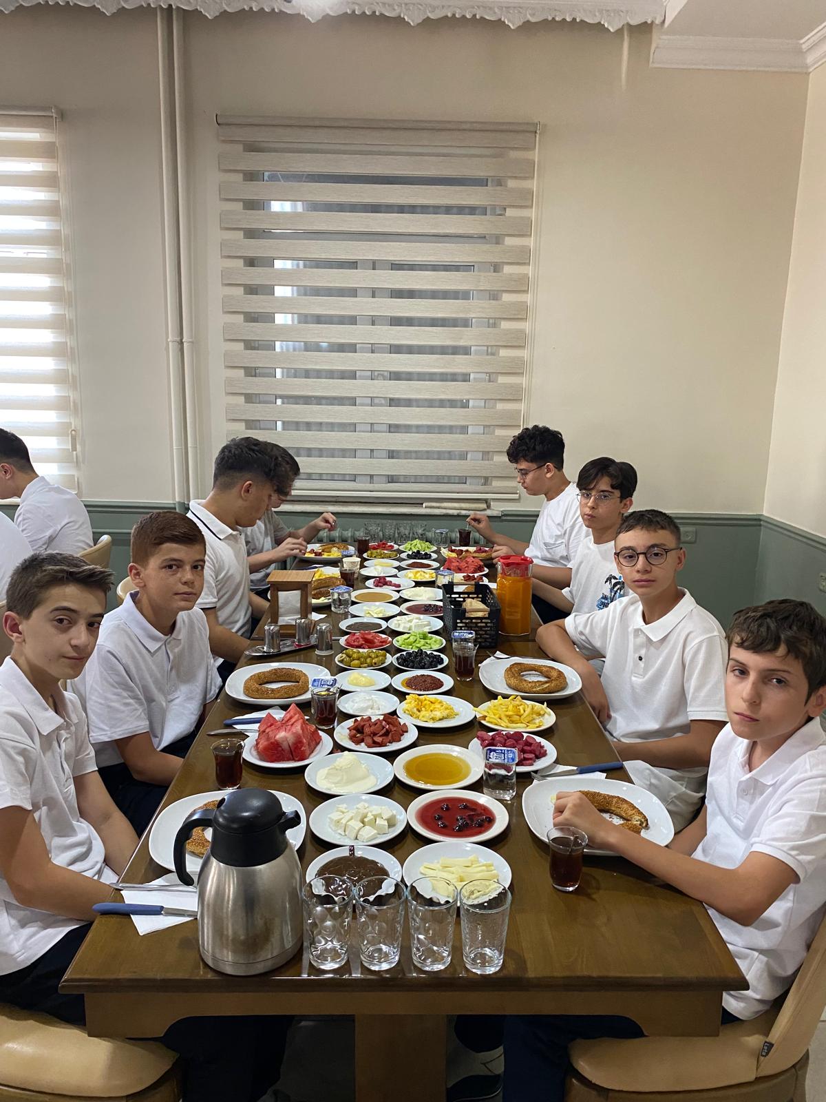 İlk Kahvaltı 05.08.2024 fotoğrafı 5